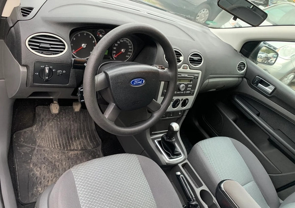 Ford Focus cena 10900 przebieg: 143250, rok produkcji 2006 z Węgorzyno małe 326